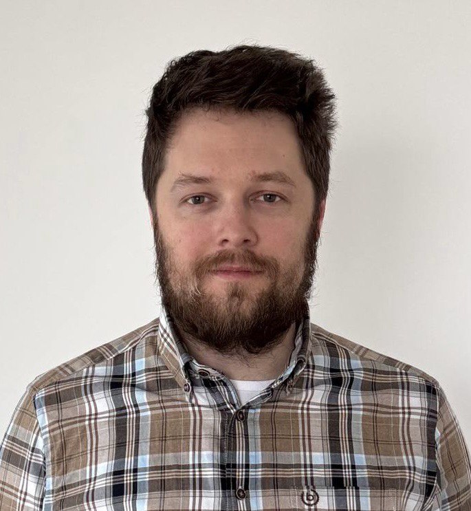 Максим Романовский